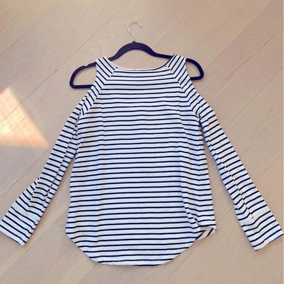 Striped Top with Cut Out Shoulder Detail - Picture 3 of 5